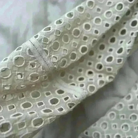 Carlisle tan eye lit long sleeve top size 10 neutral color - Picture 4 of 4